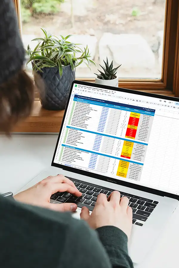 seo checklist open on a users laptop